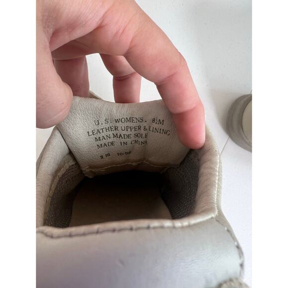 Clarks PACER off white leather walking shoes women’s size 8.5 comfortable - Picture 7 of 8